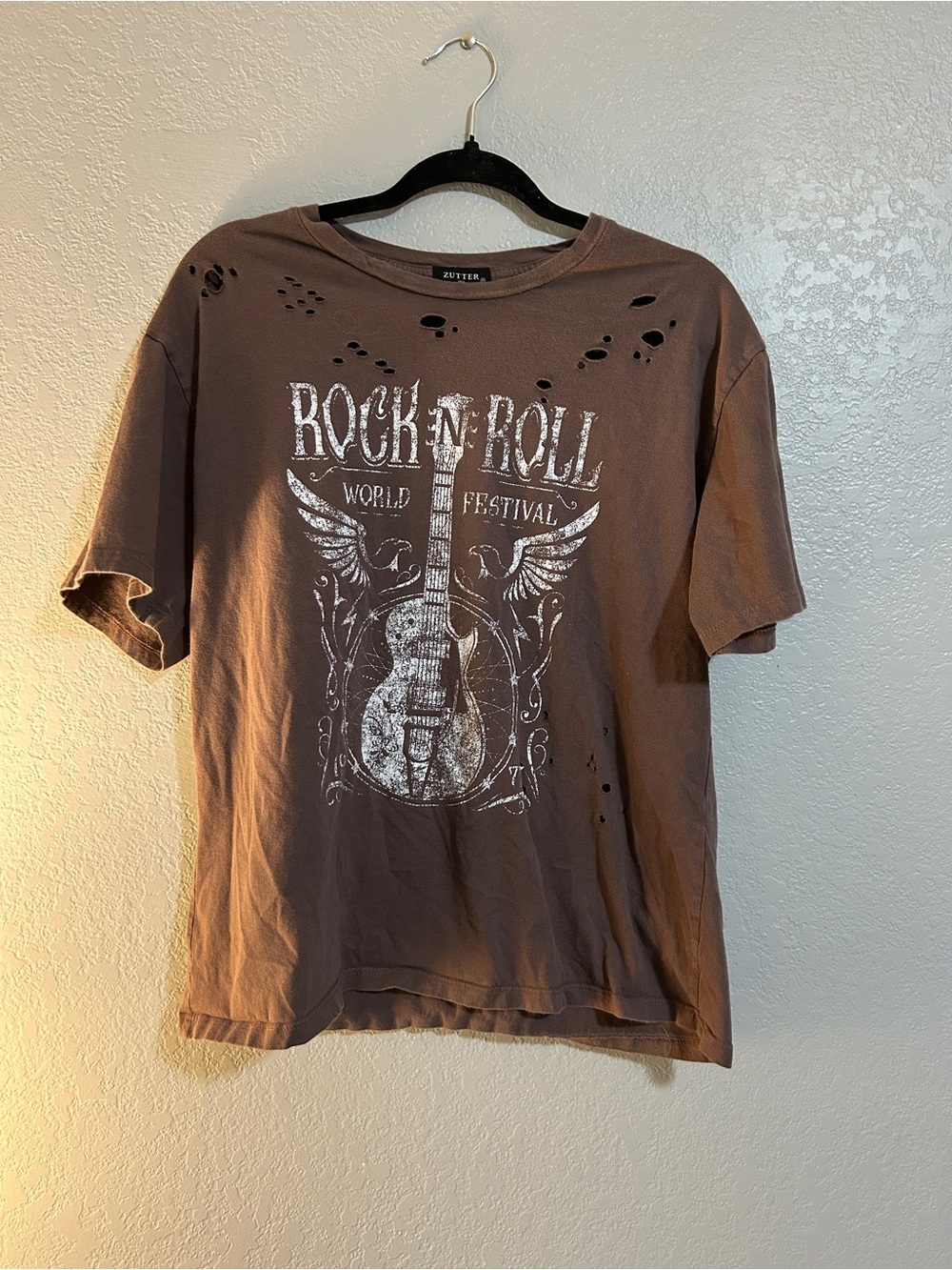 Rock 'N' Roll Distressed Graphic Tee - Brown